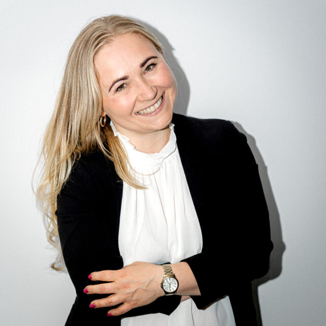 Izabela Prokop, Operations Manager